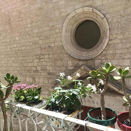 Casa Vacanze Il Geco Trani Exterior photo