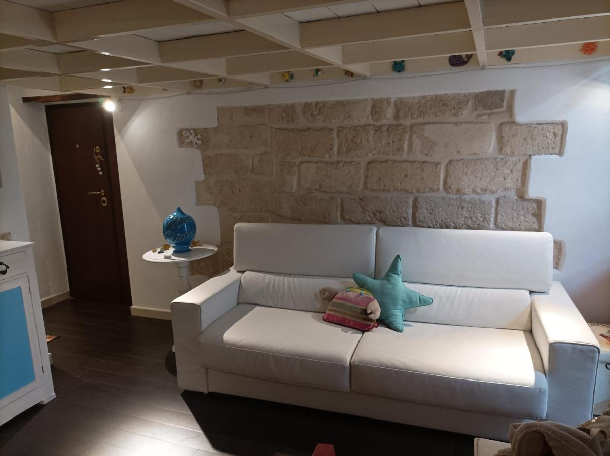 Casa Vacanze Il Geco Trani Exterior photo